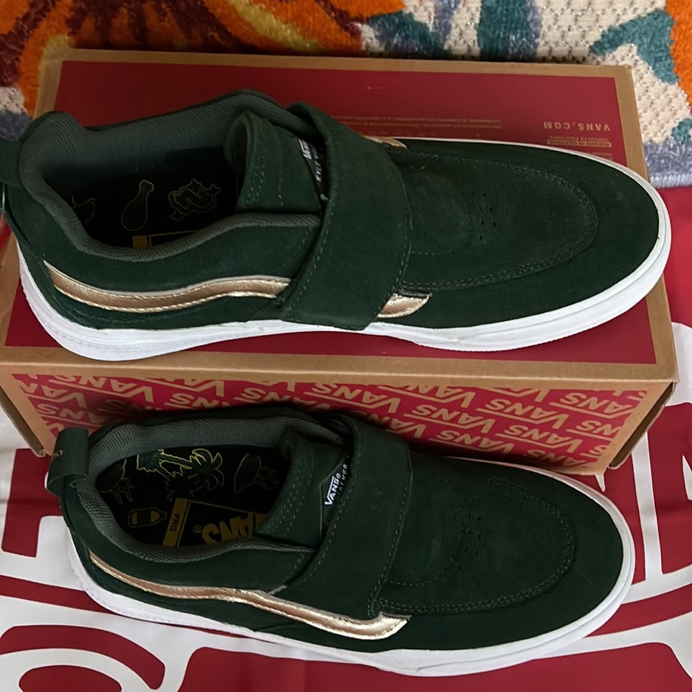 Vans Kyle Pro 2
(Shake Junt) Forest/Gold
VNOA4UW30WC
Men’s sneakers - Picture 5 of 16